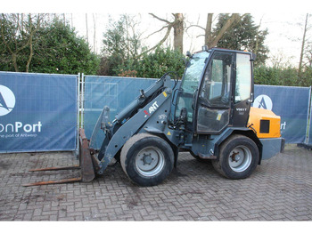 Chargeuse sur pneus Giant V881T