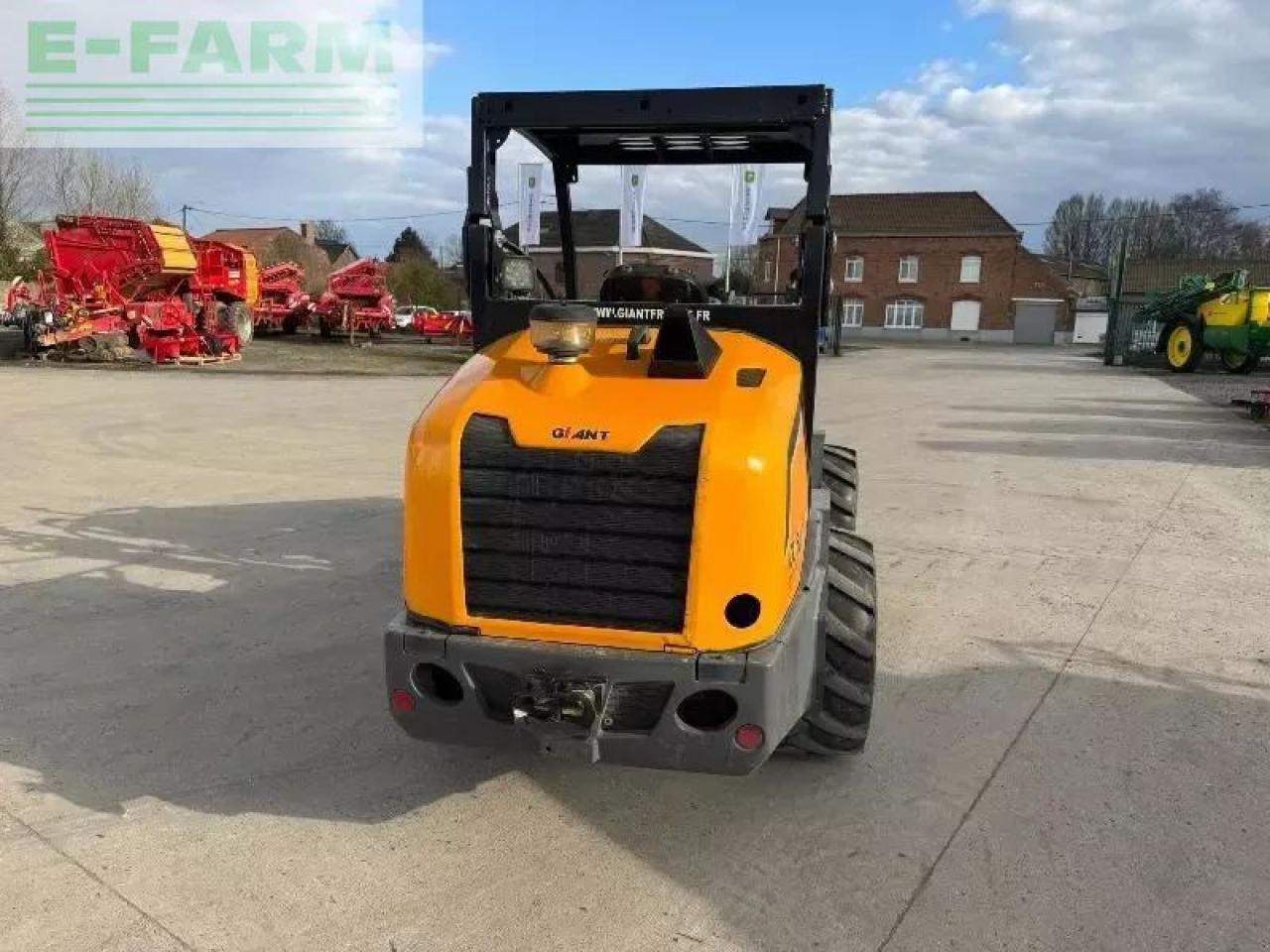 Chargeuse sur pneus Giant g3500