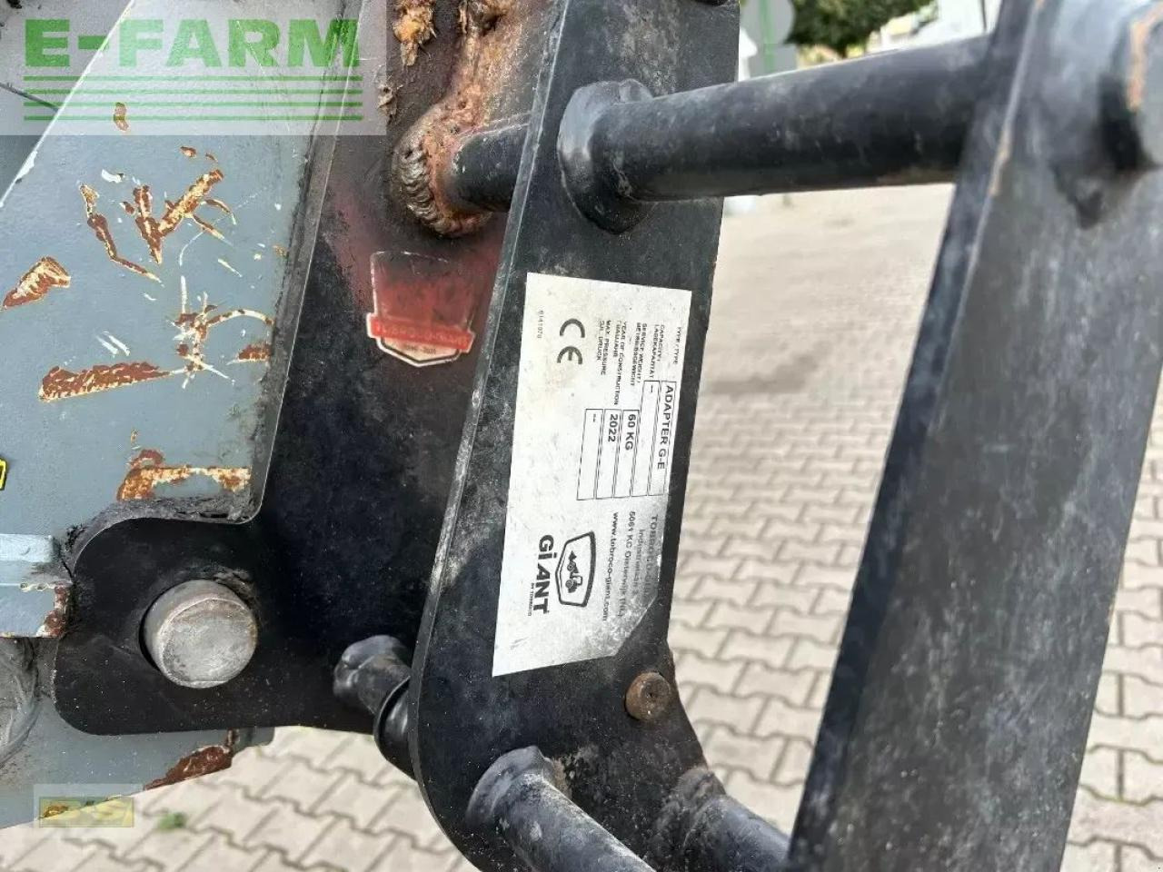 Chargeuse sur pneus Giant g4500 tele