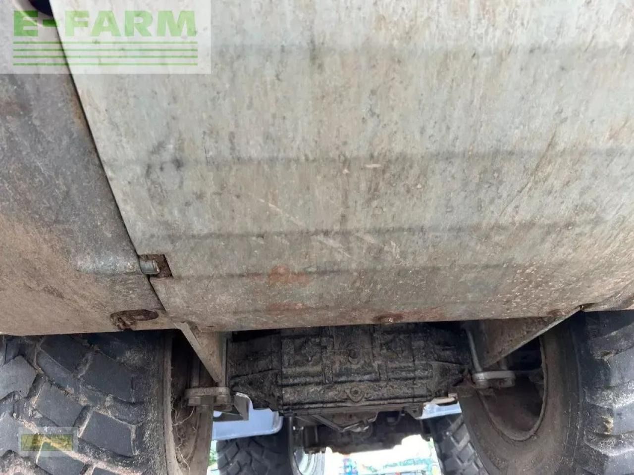 Chargeuse sur pneus Giant g4500 tele