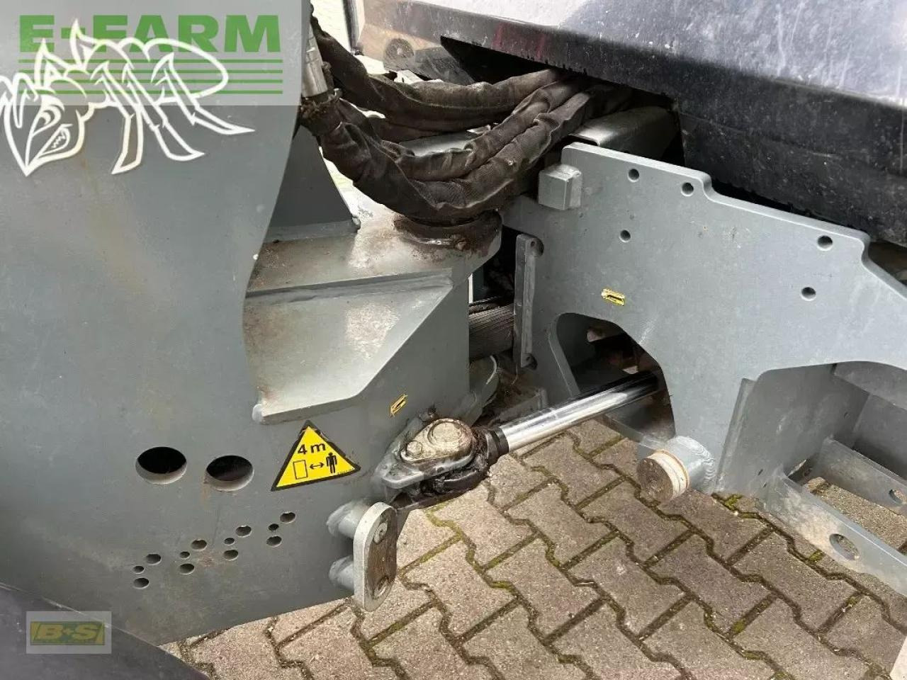 Chargeuse sur pneus Giant g4500 tele