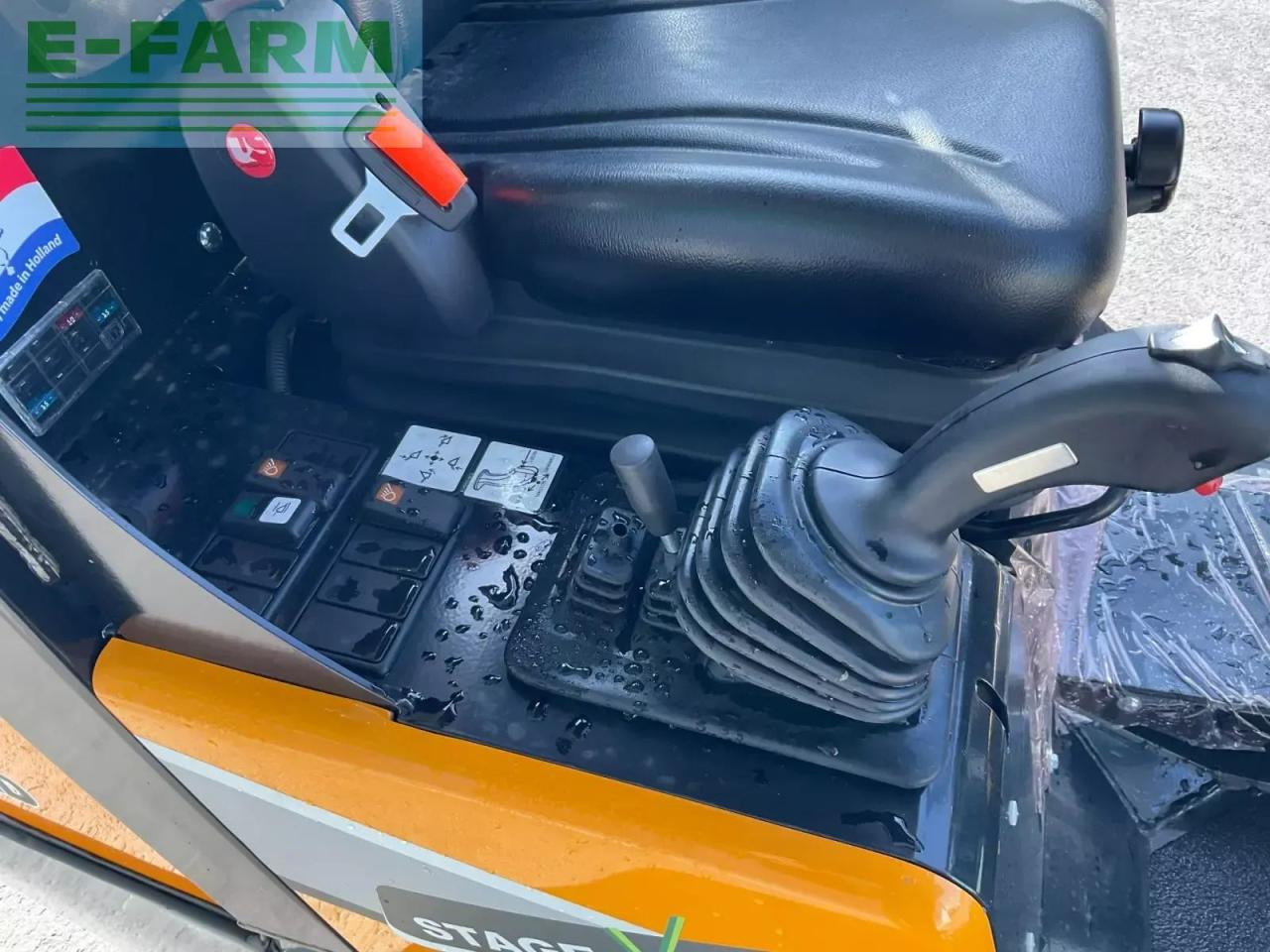 Chargeuse sur pneus Giant g 2300 hd