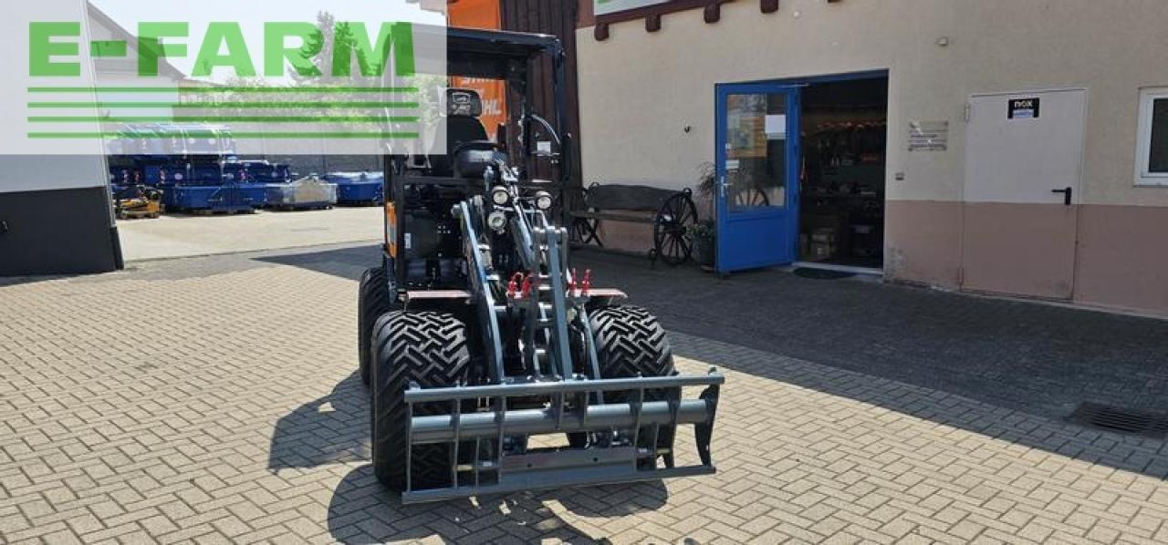 Chargeuse sur pneus Giant g 2500 x-tra hd y, kompaktradlader mit euro-aufnahme, 2,4 t, niedriges hubgerüst