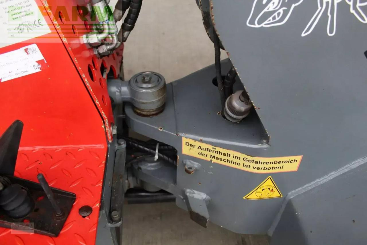 Chargeuse sur pneus Giant hoflader d 335 t