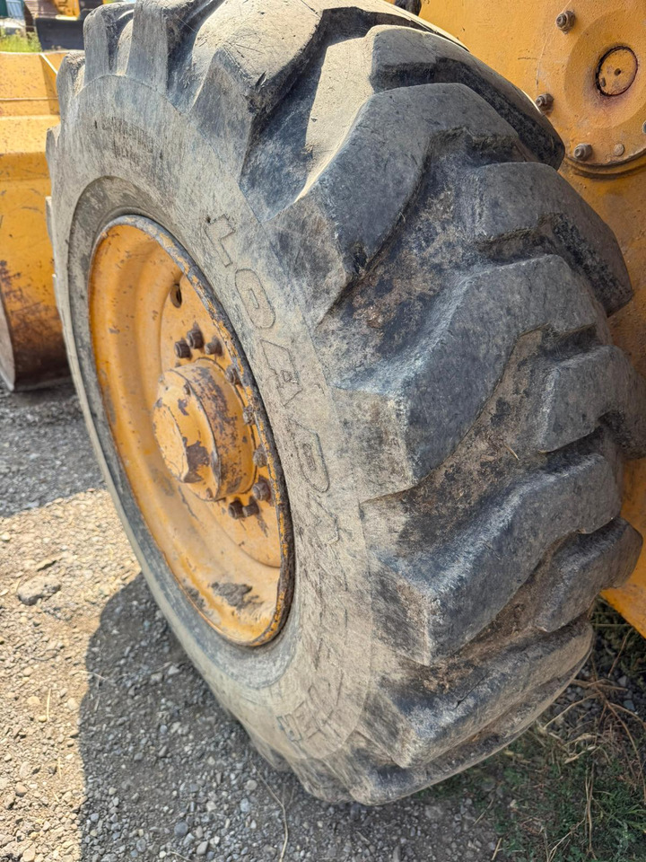 Chargeuse sur pneus HANOMAG 22C FRONT LOADER