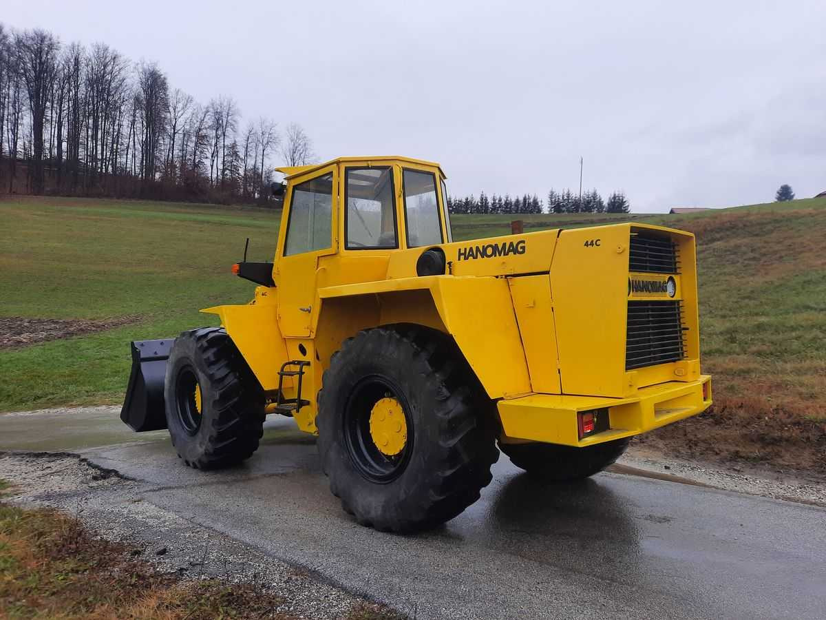 Chargeuse sur pneus HANOMAG - 44C - LOADER - 1990