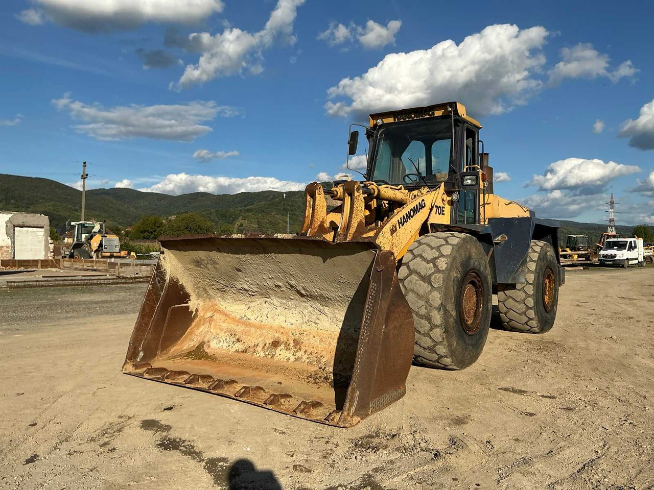 Chargeuse sur pneus HANOMAG - 70 E - SHOVEL - 1995