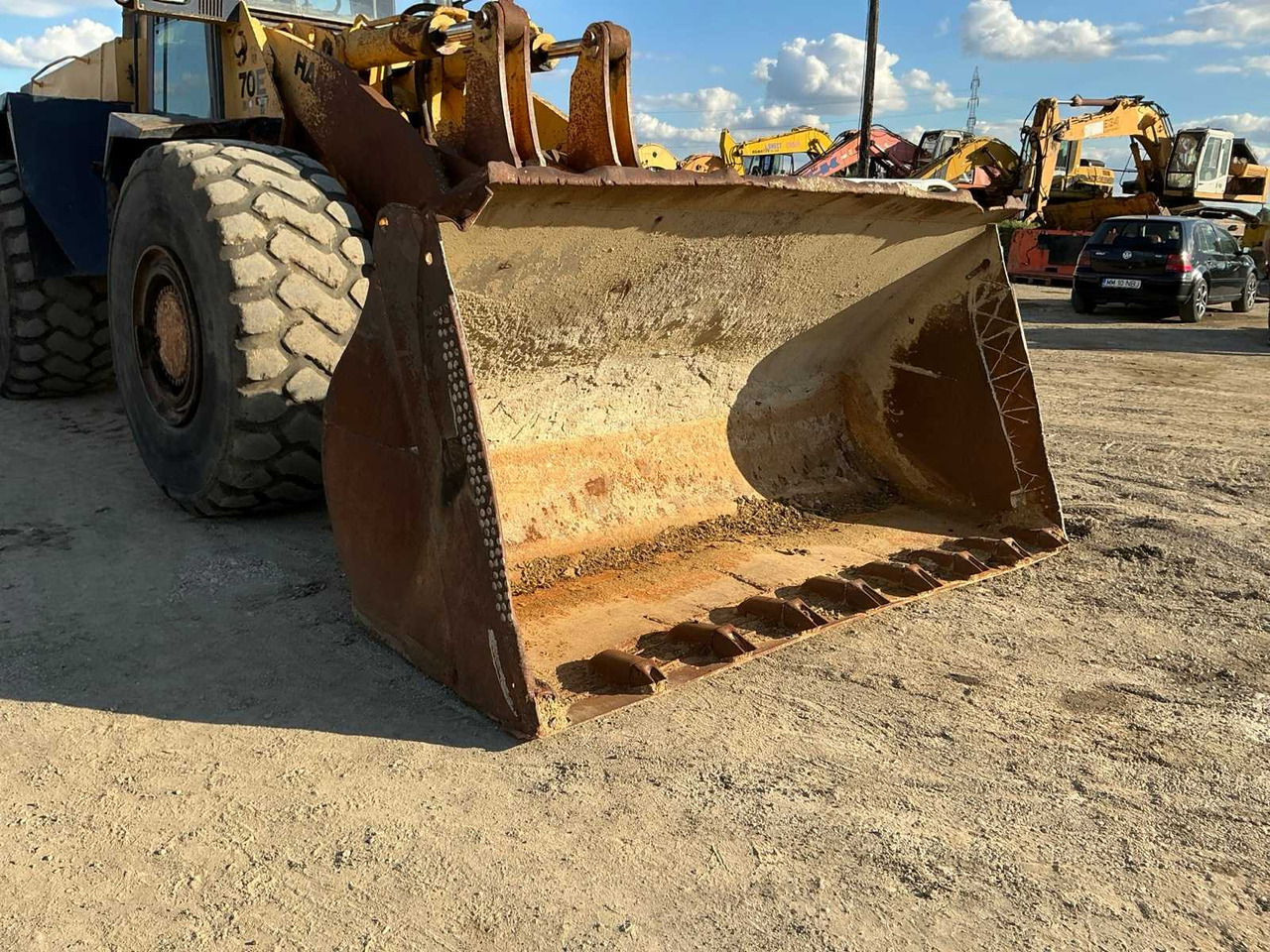 Chargeuse sur pneus HANOMAG - 70 E - SHOVEL - 1995