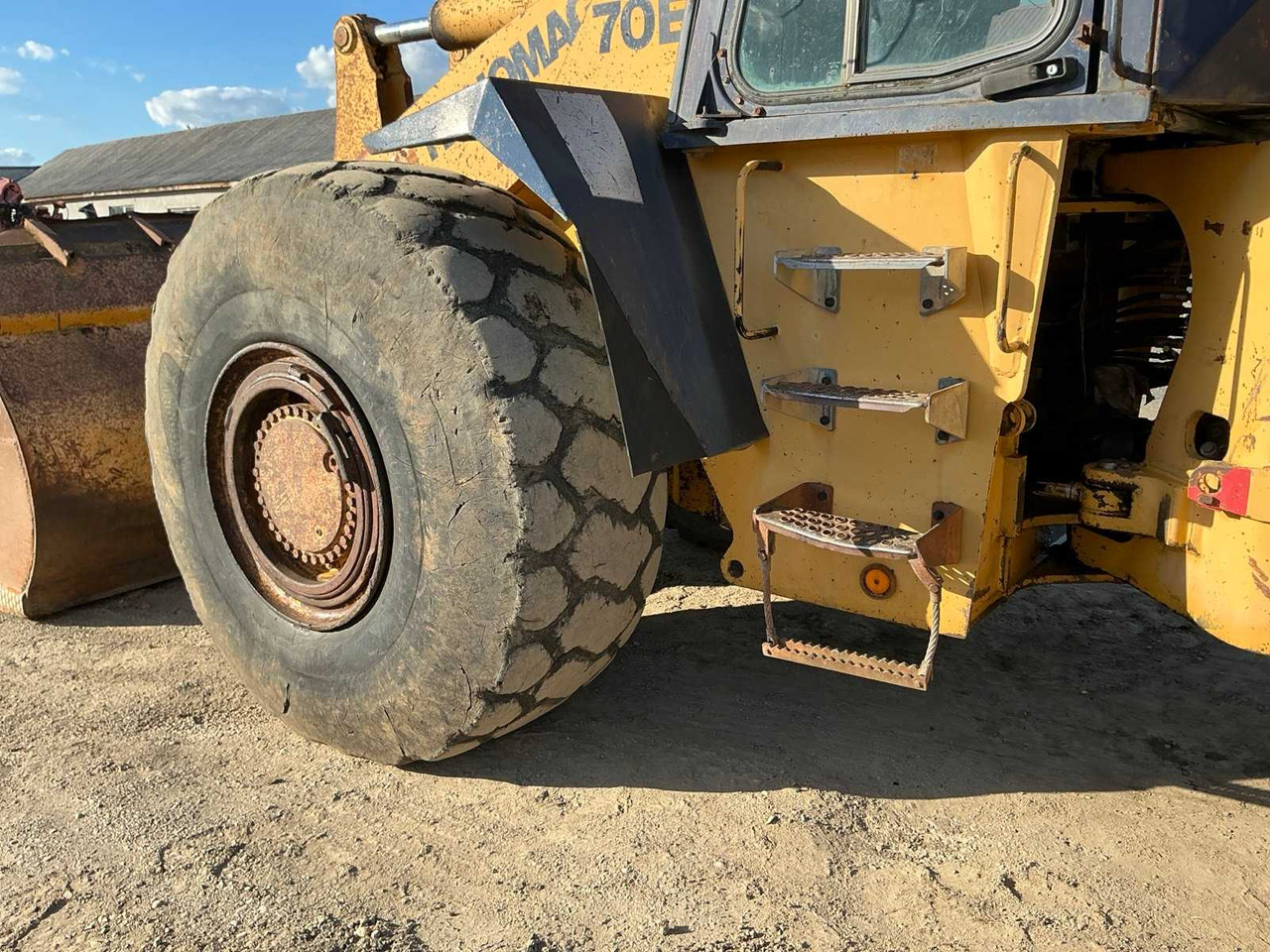 Chargeuse sur pneus HANOMAG - 70 E - SHOVEL - 1995