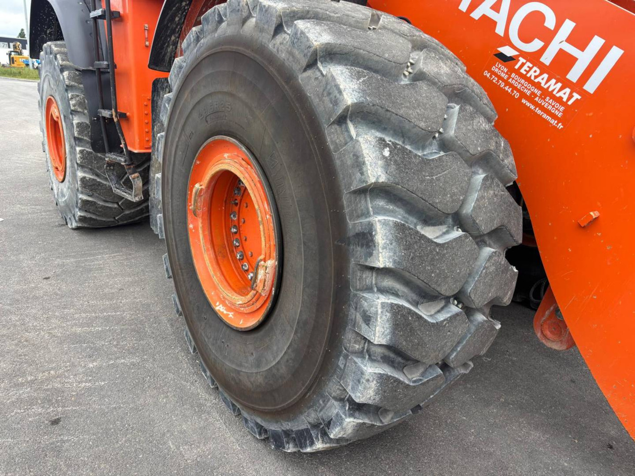 Chargeuse sur pneus HITACHI ZW370.6