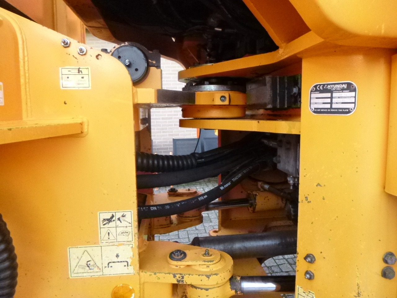 Chargeuse sur pneus HYUNDAI HL770-7A