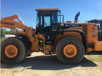 Chargeuse sur pneus HYUNDAI HL770-9