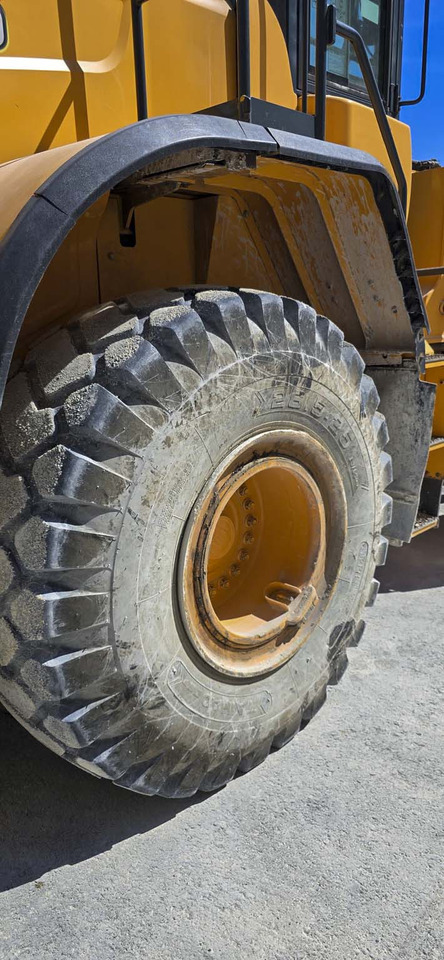 Chargeuse sur pneus HYUNDAI HL970