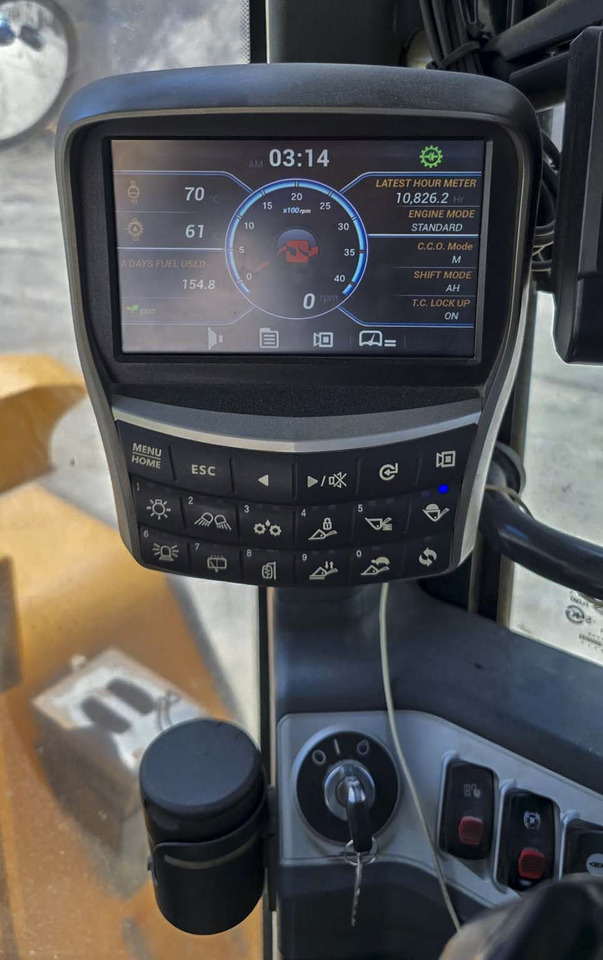 Chargeuse sur pneus HYUNDAI HL970