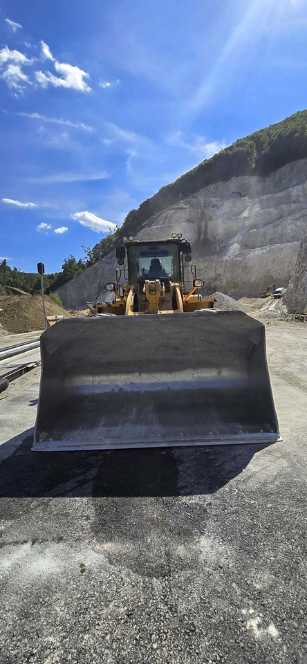 Chargeuse sur pneus HYUNDAI HL970