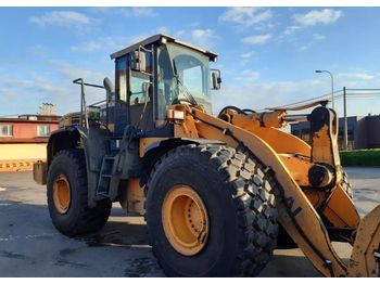 Chargeuse sur pneus HYUNDAI HL 770-9