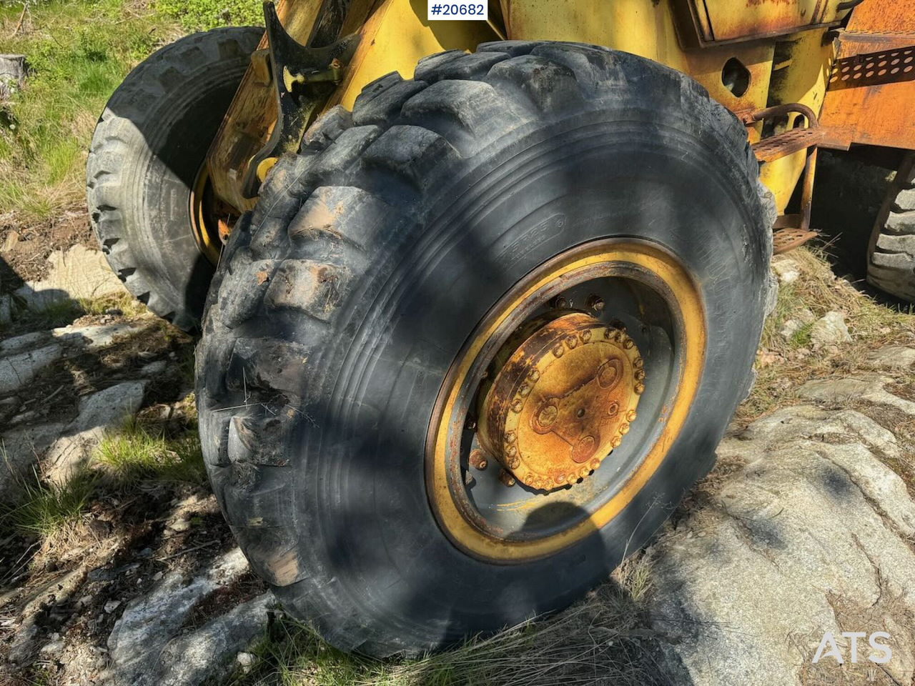 Chargeuse sur pneus Hanomag 44