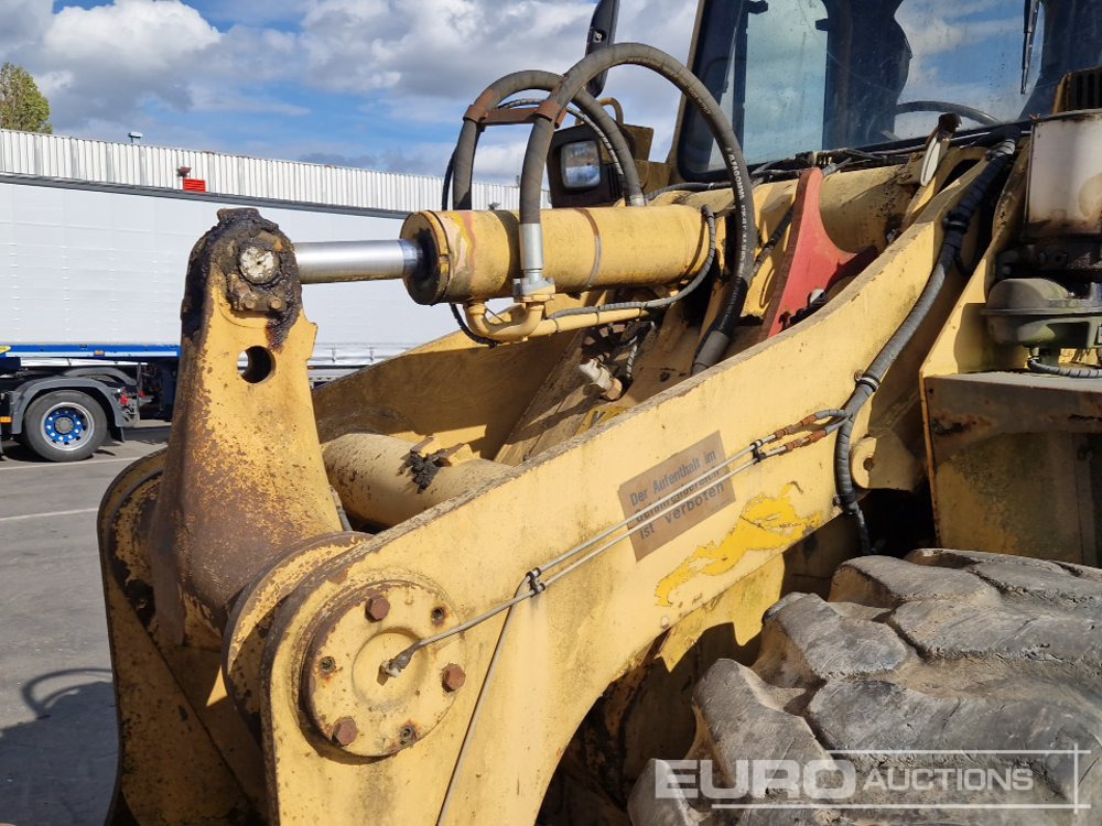 Chargeuse sur pneus Hanomag 44D