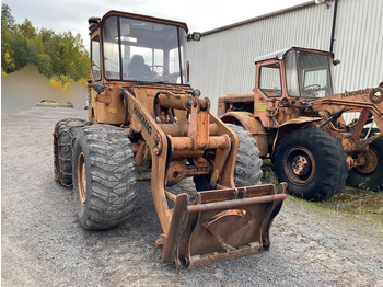 Chargeuse sur pneus  Hanomag B11