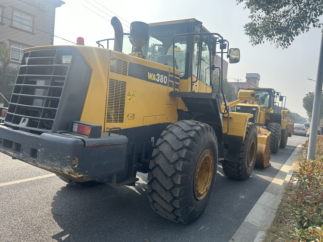 Chargeuse sur pneus High quality used  komatsu 380 loader 5ton small used loader for sale