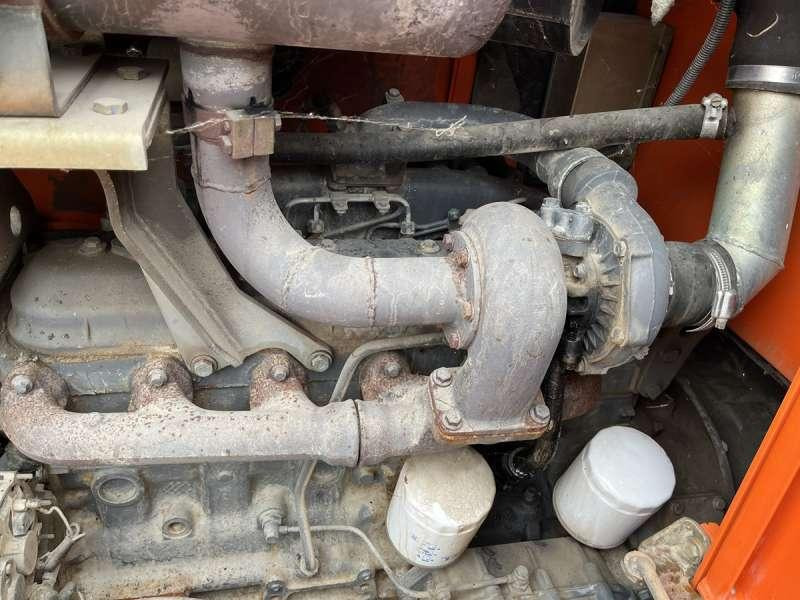 Chargeuse sur pneus Hitachi W130A