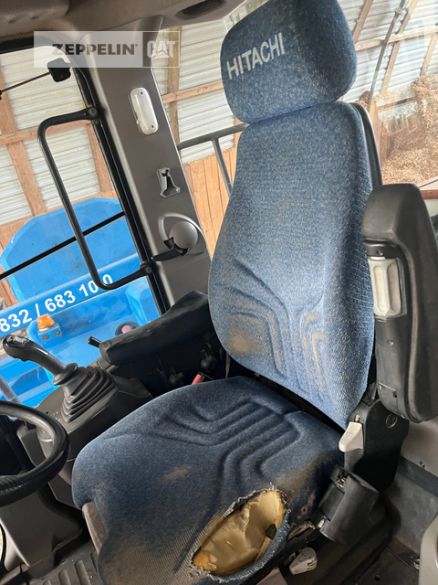 Chargeuse sur pneus Hitachi ZW220