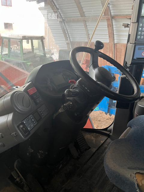 Chargeuse sur pneus Hitachi ZW220