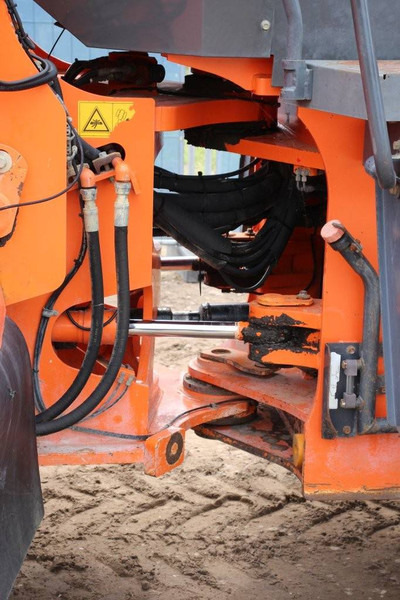 Chargeuse sur pneus Hitachi ZW250