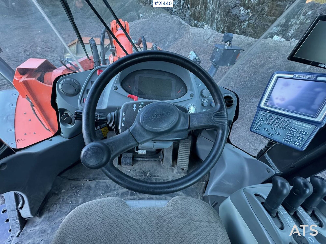 Chargeuse sur pneus Hitachi ZW310