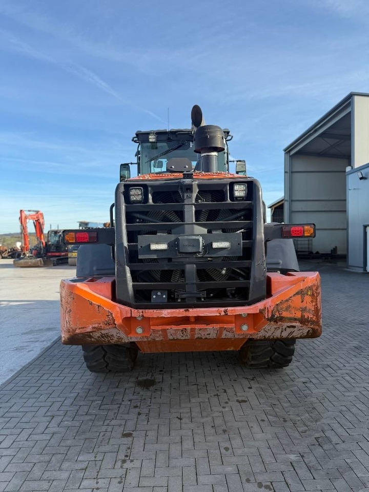 Chargeuse sur pneus Hitachi ZW 180-6