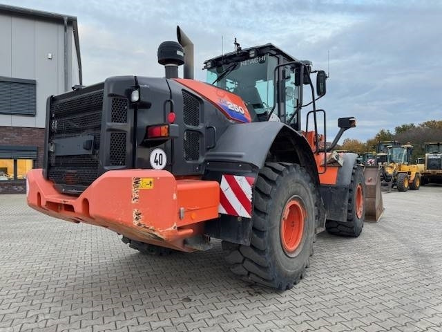 Chargeuse sur pneus Hitachi ZW 250-6