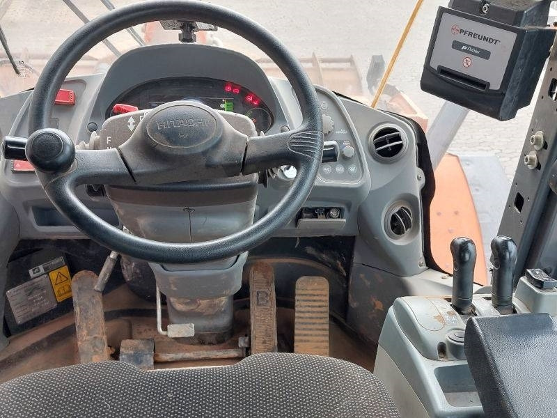 Chargeuse sur pneus Hitachi ZW 310-6
