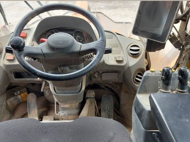 Chargeuse sur pneus Hitachi ZW 310-7