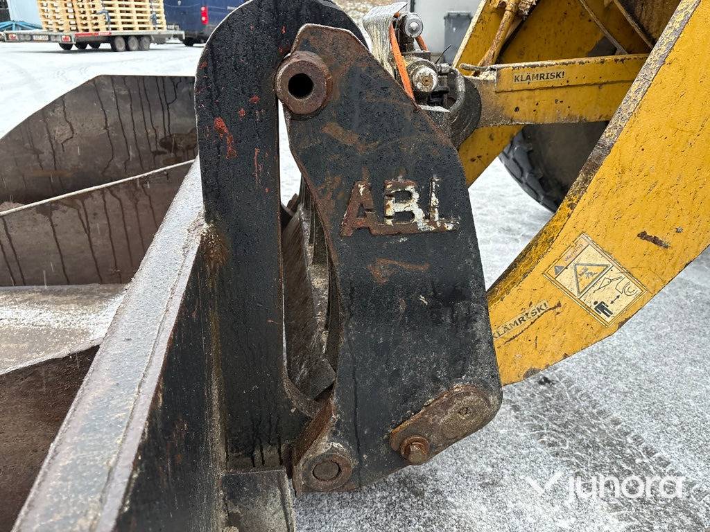 Chargeuse sur pneus Hjullastare - Abelco ZL480