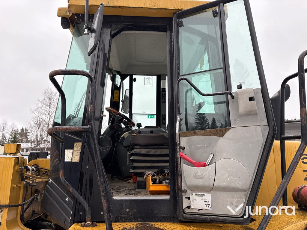 Chargeuse sur pneus Hjullastare - Abelco, ZL480