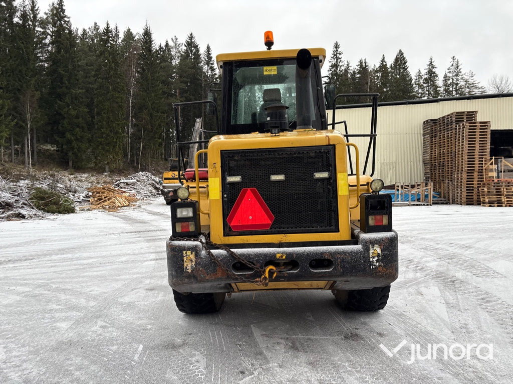 Chargeuse sur pneus Hjullastare - Abelco, ZL480