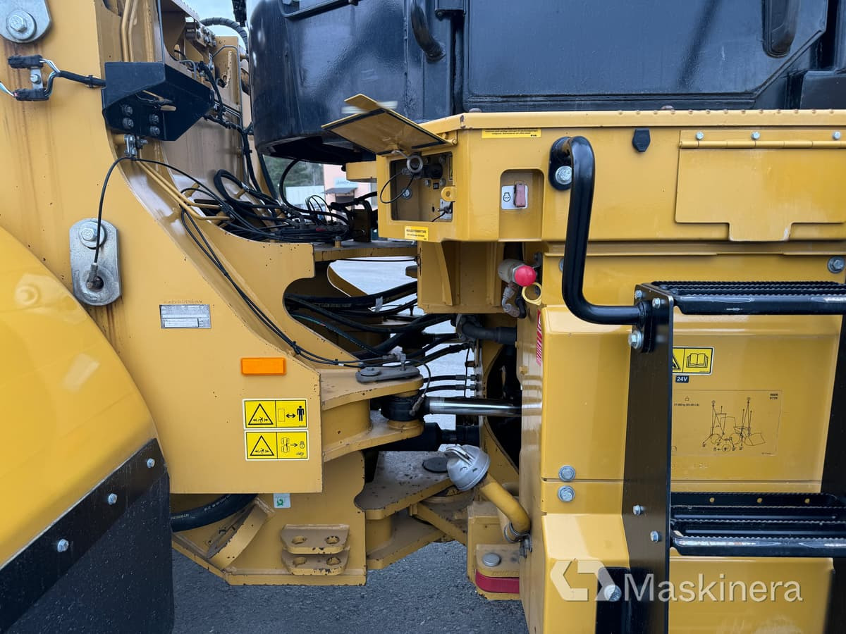 Chargeuse sur pneus Hjullastare CAT 972K