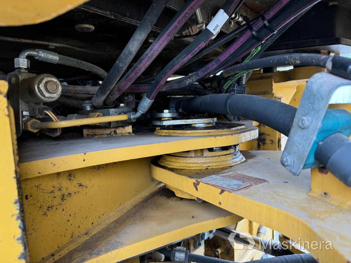 Chargeuse sur pneus Hjullastare CAT 972K