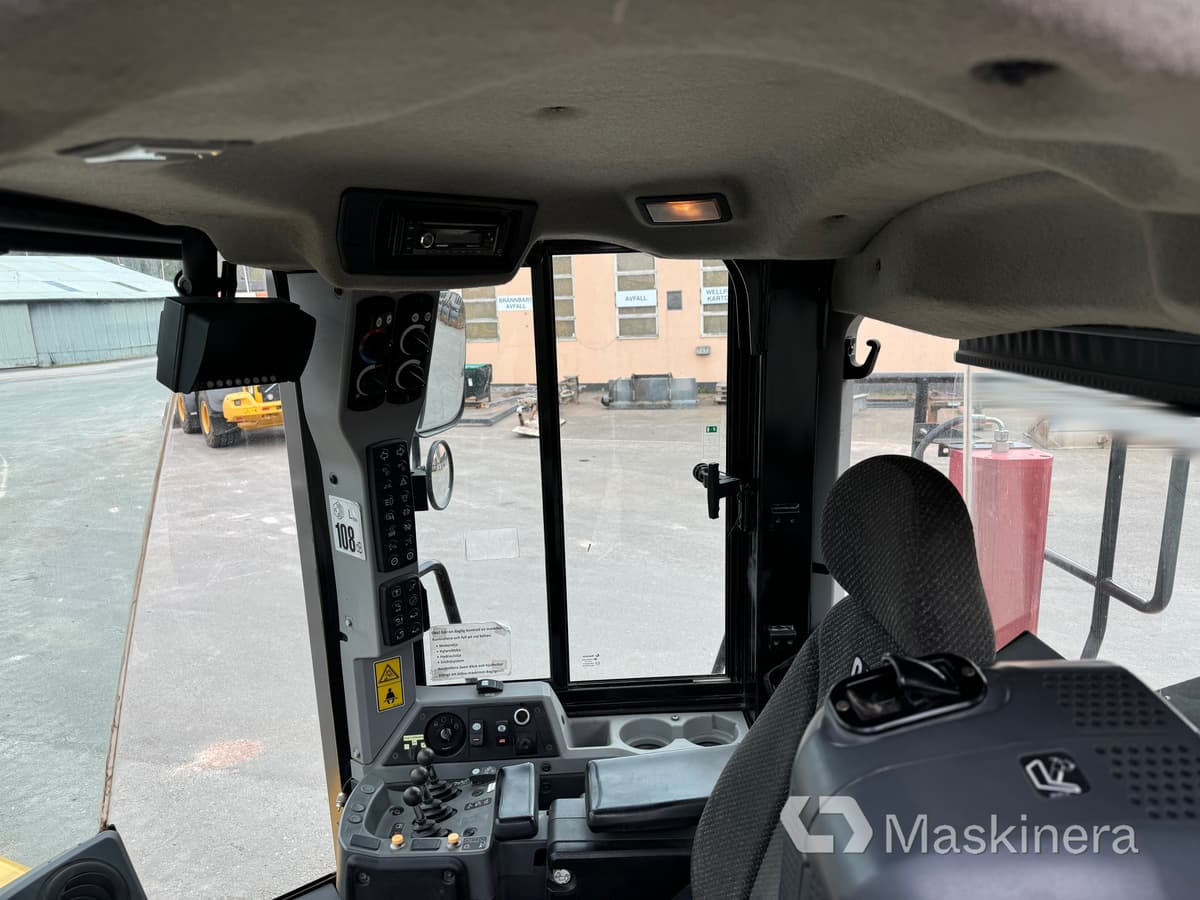 Chargeuse sur pneus Hjullastare CAT 972K