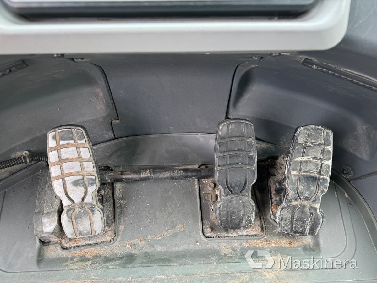 Chargeuse sur pneus Hjullastare CAT 972K