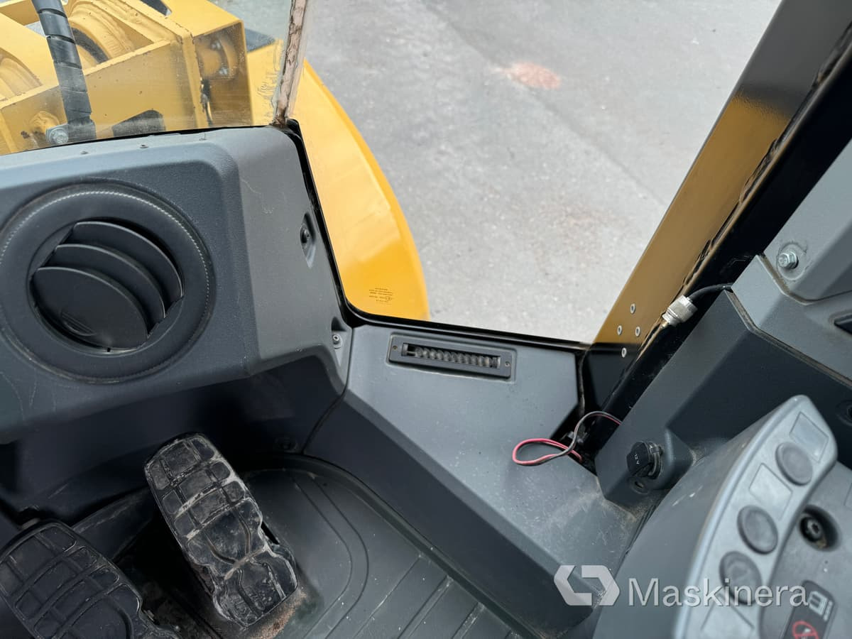 Chargeuse sur pneus Hjullastare CAT 972K