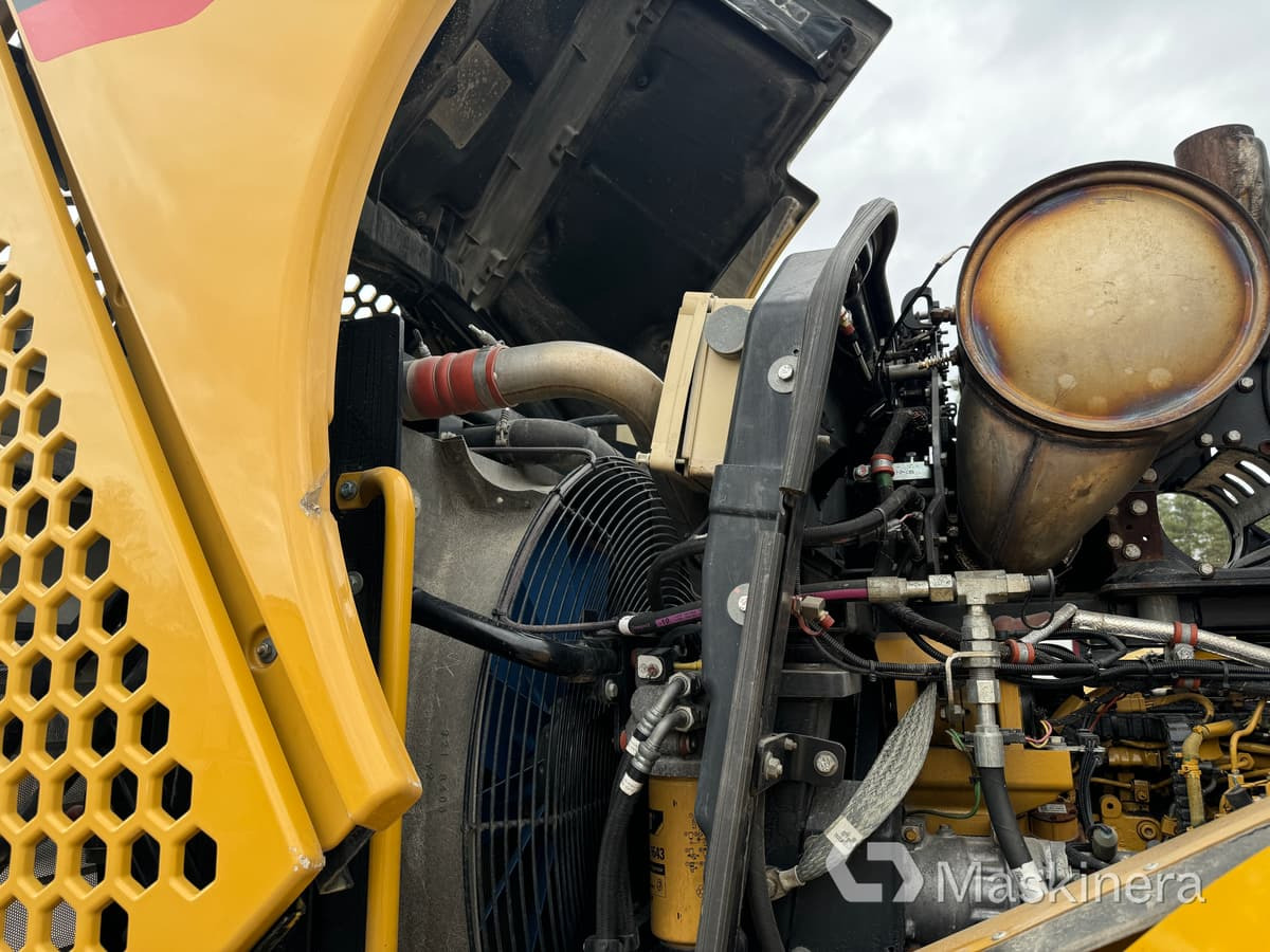 Chargeuse sur pneus Hjullastare CAT 972K