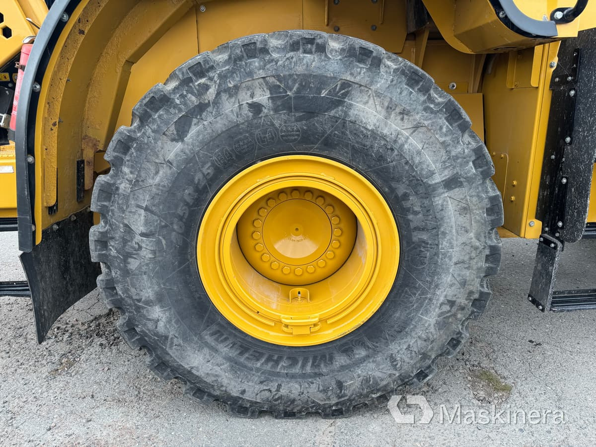 Chargeuse sur pneus Hjullastare CAT 972K
