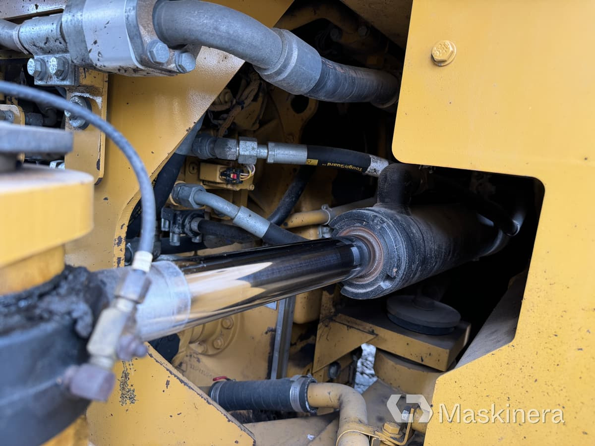 Chargeuse sur pneus Hjullastare CAT 972K