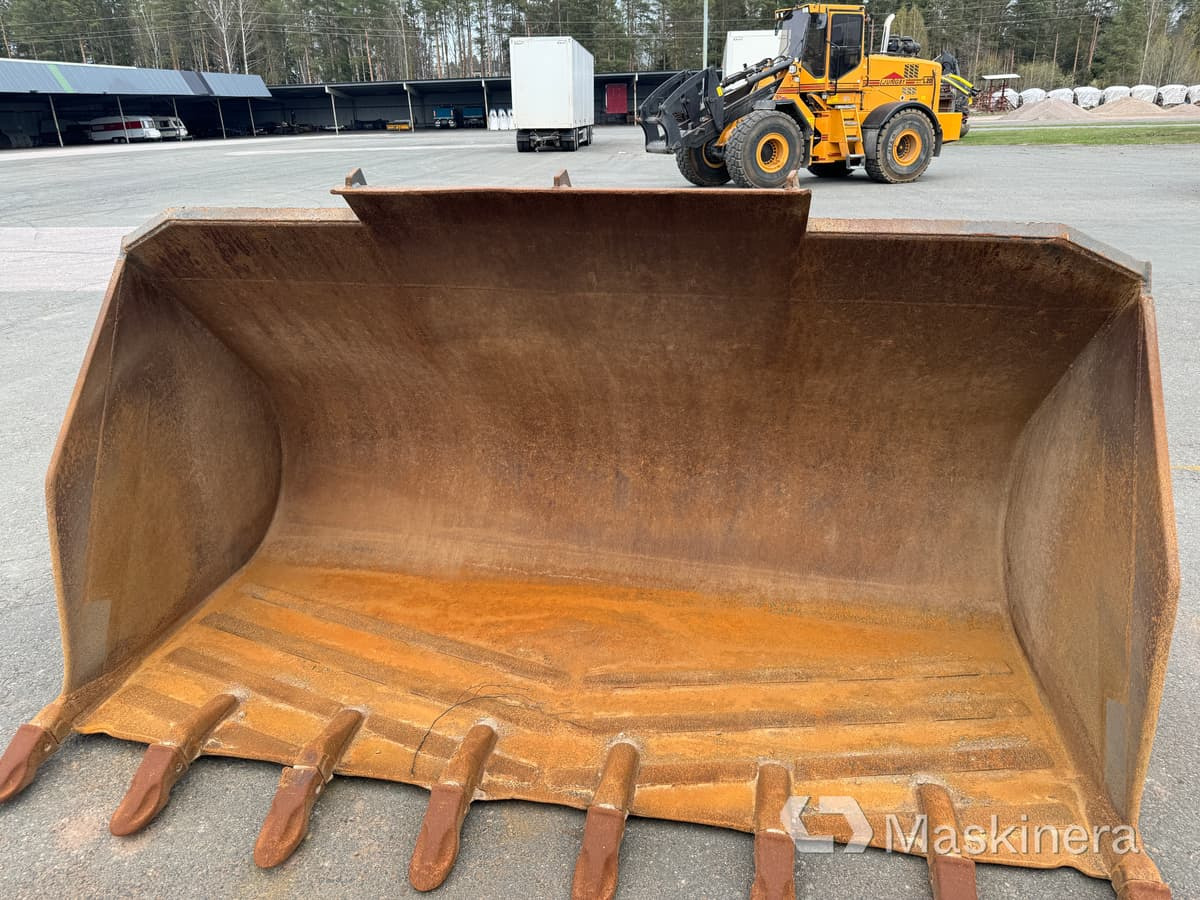 Chargeuse sur pneus Hjullastare CAT 972K