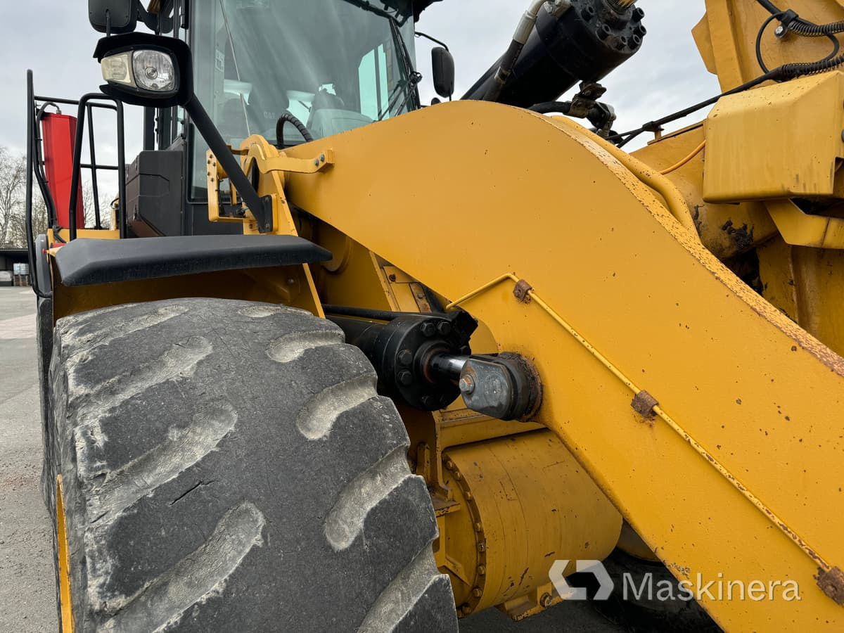 Chargeuse sur pneus Hjullastare CAT 972K