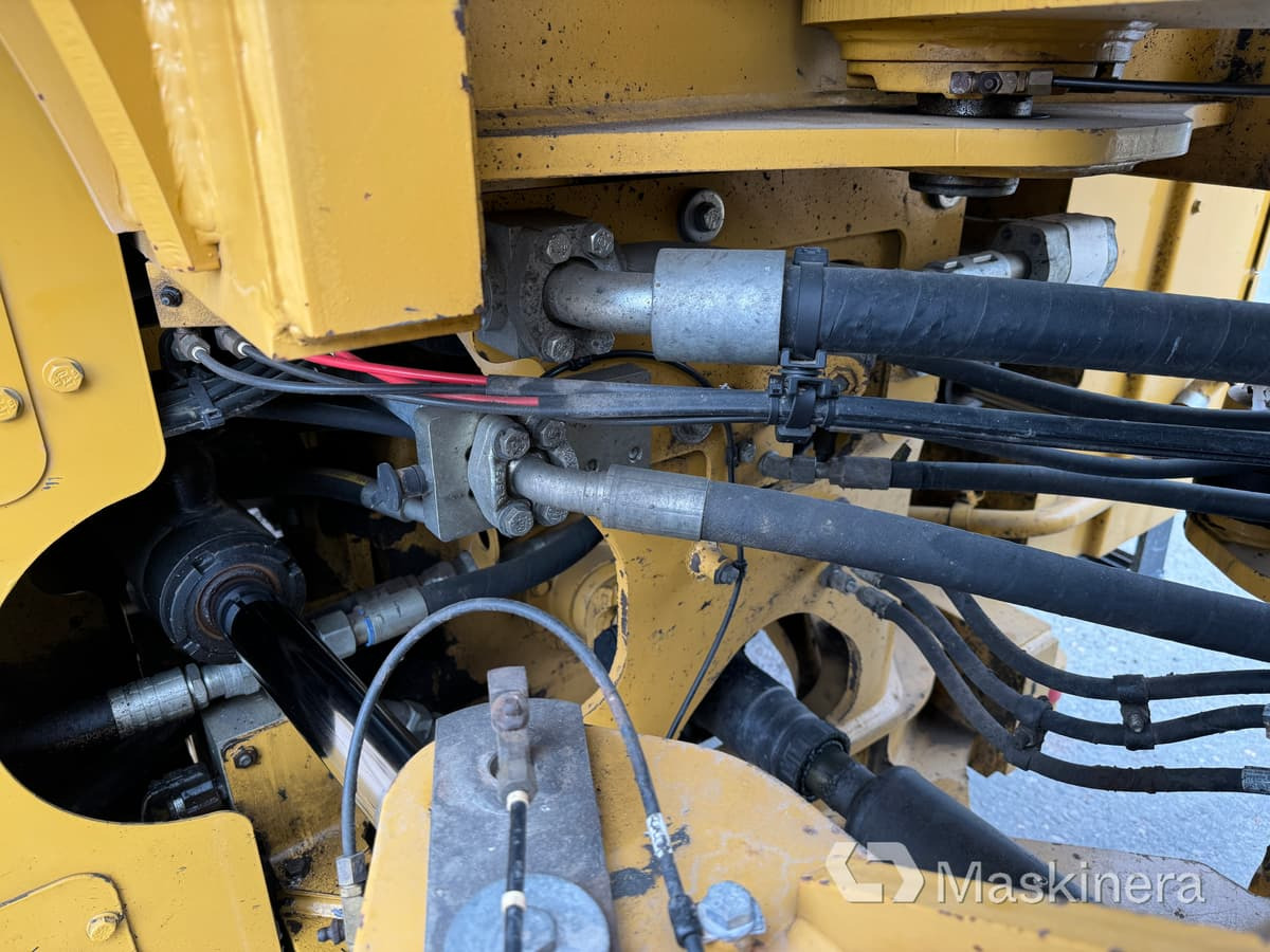 Chargeuse sur pneus Hjullastare CAT 972K