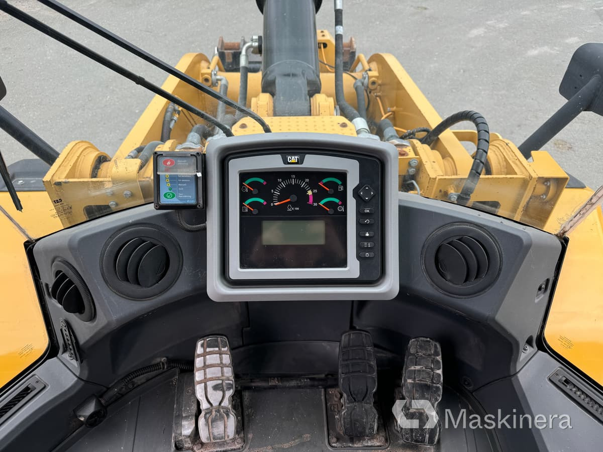 Chargeuse sur pneus Hjullastare CAT 972K