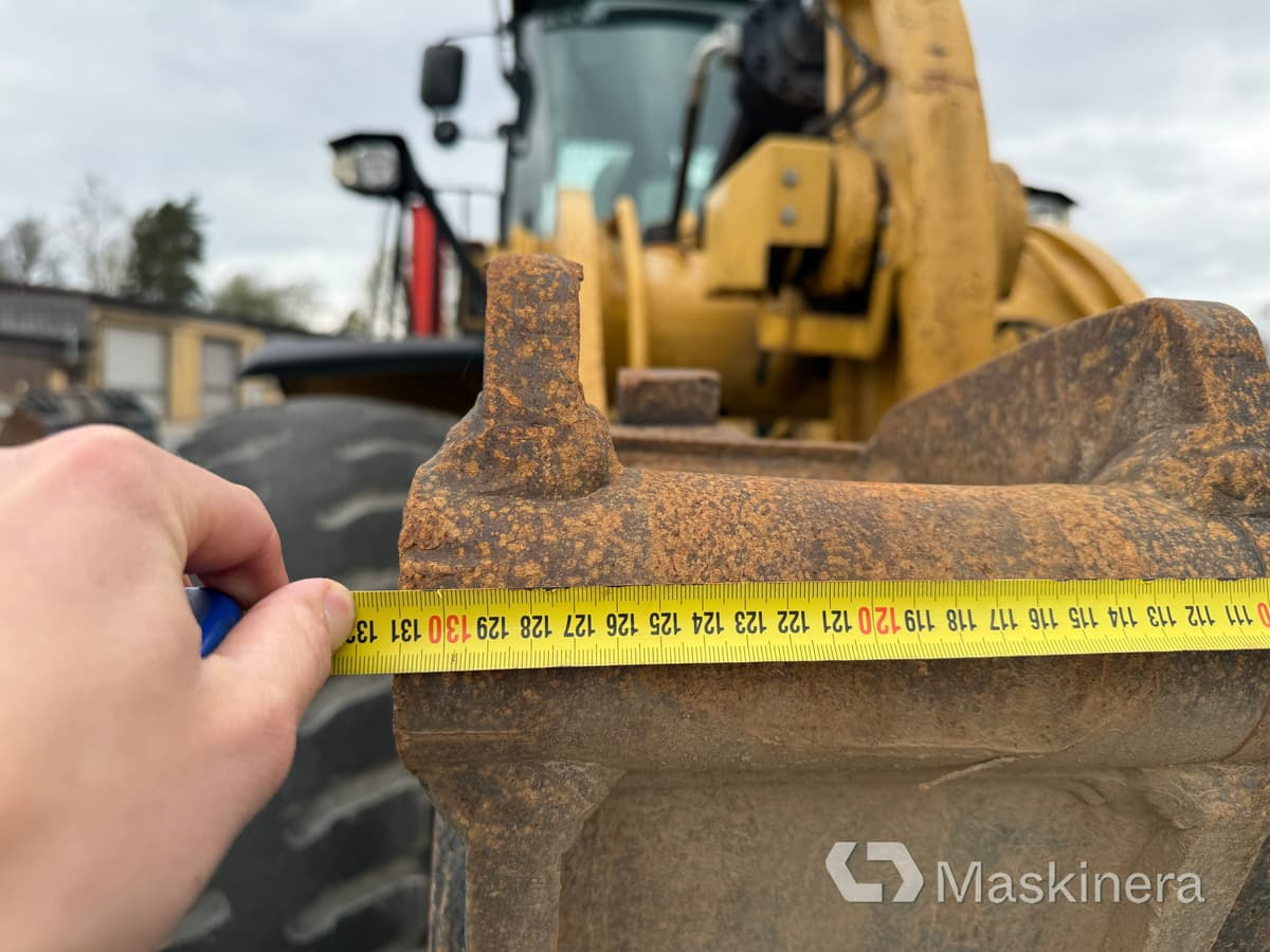 Chargeuse sur pneus Hjullastare CAT 972K