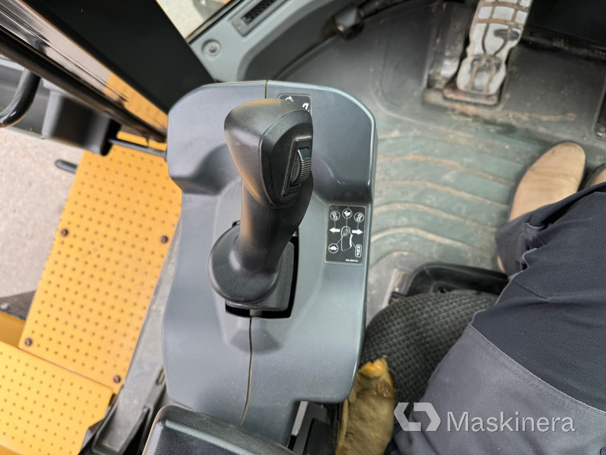 Chargeuse sur pneus Hjullastare CAT 972K